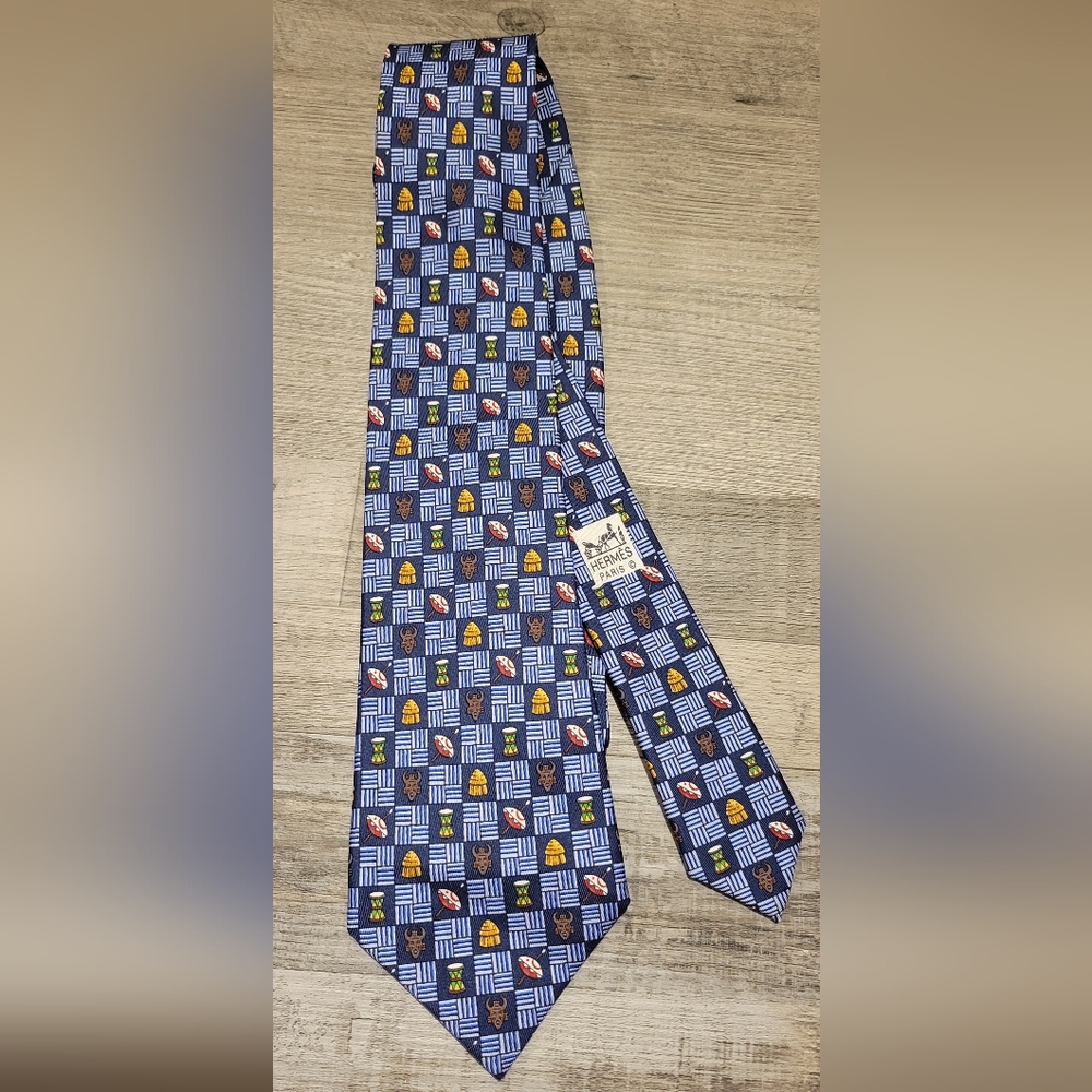 Hermès Blue Patterned Tie